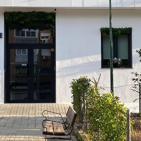 Garden House Madrid Hotel Exterior photo